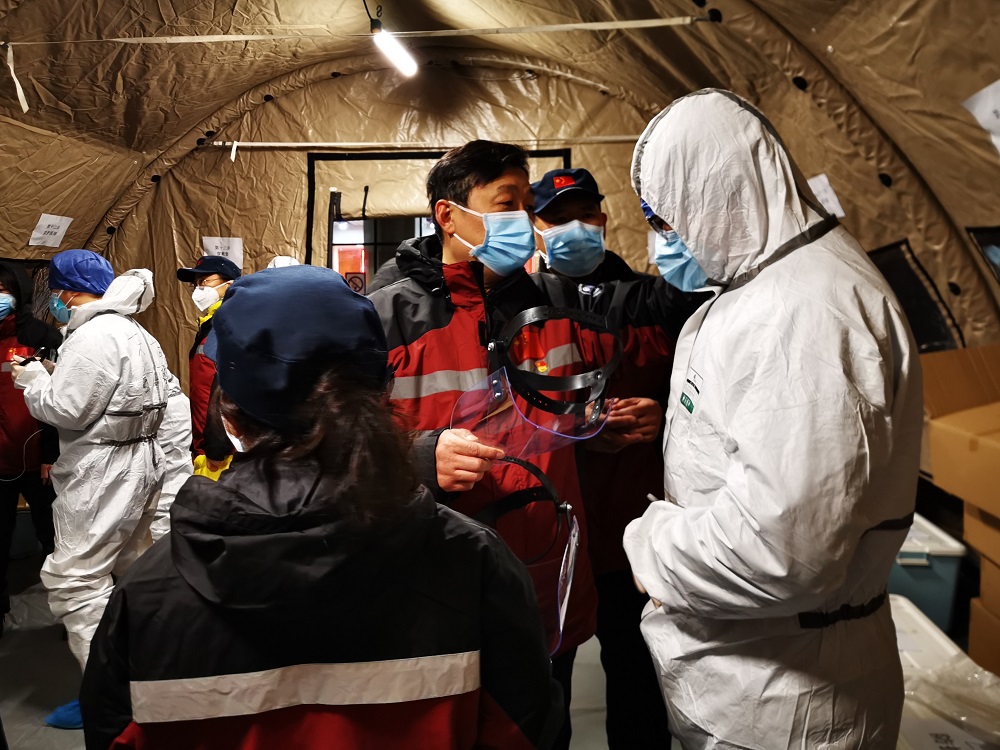 东方医院国家紧急医学救援队抵汉,今晚开始诊治第一批新冠肺炎患者